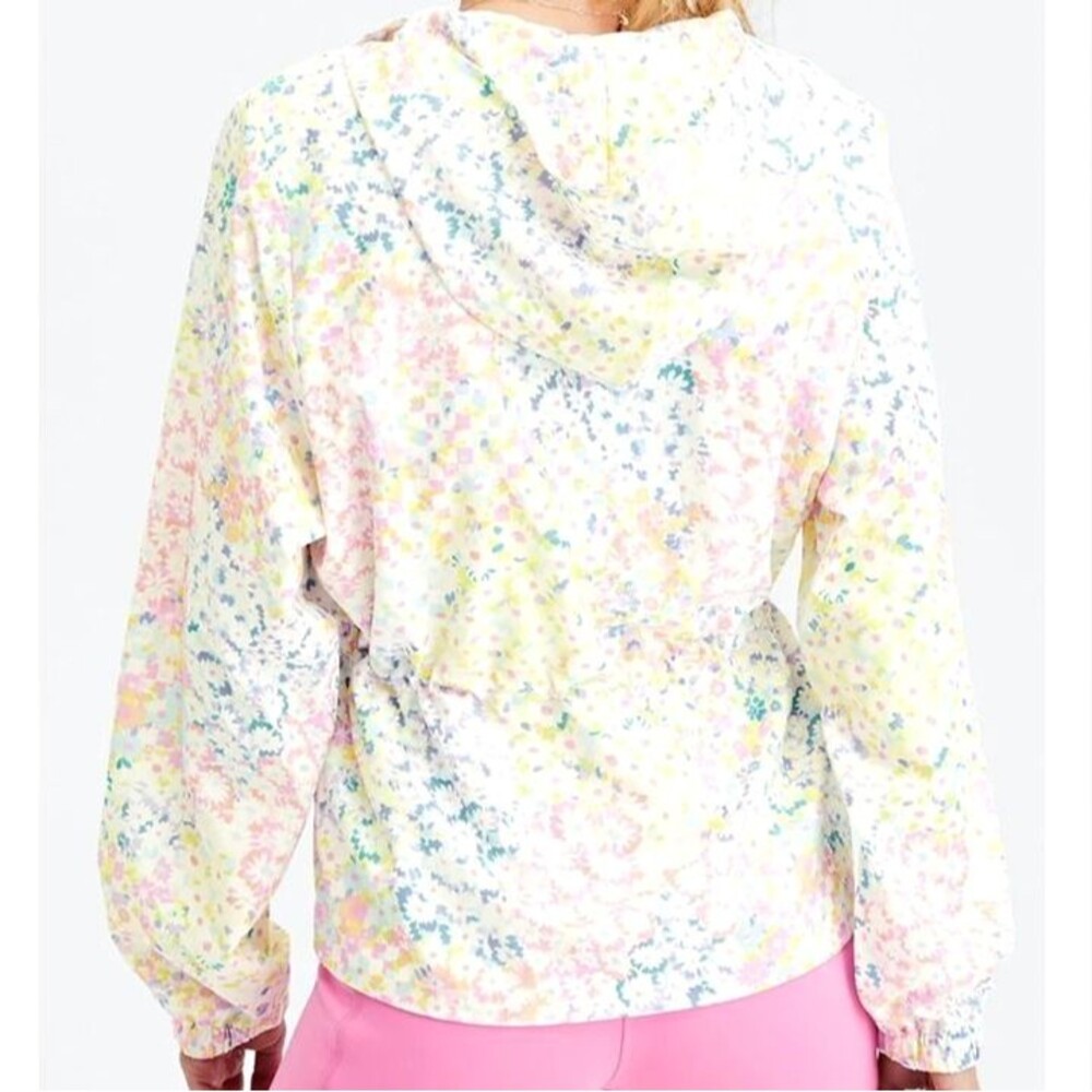 FABLETICS Windbreaker Jacket Hooded Zipper White/Pink Floral Women Large NEW NWT - Picture 2 of 9